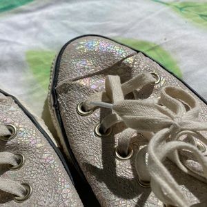 Iridescent converse